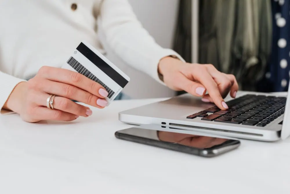 Financiaci&oacute;n para comprar terrenos en Colombia: opciones, requisitos y consejos