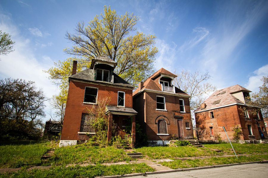 Imagen de Propiedades en Subasta: Cómo Comprar Foreclosures en Estados Unidos