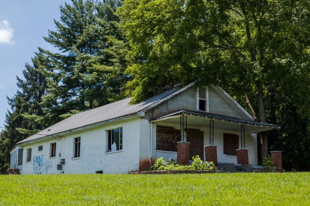 Imagen de Propiedades en Subasta: Cómo Comprar Foreclosures en Estados Unidos